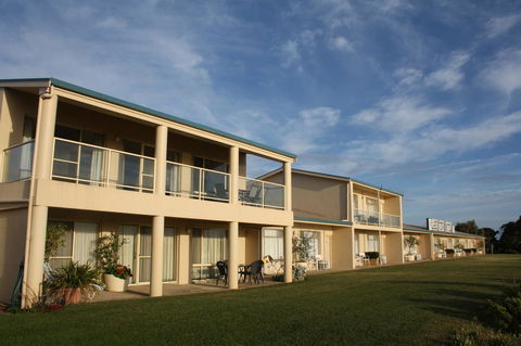 Lakeview Motel And Apartments - Yamba Accommodation 2