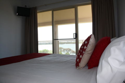 Lakeview Motel And Apartments - Yamba Accommodation 4