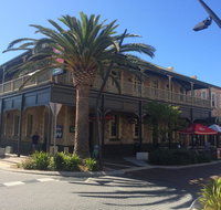Grosvenor Hotel - Yamba Accommodation