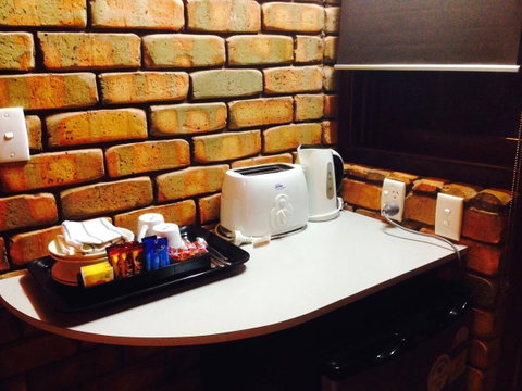 The Lookout Cave Underground Motel - Yamba Accommodation 20