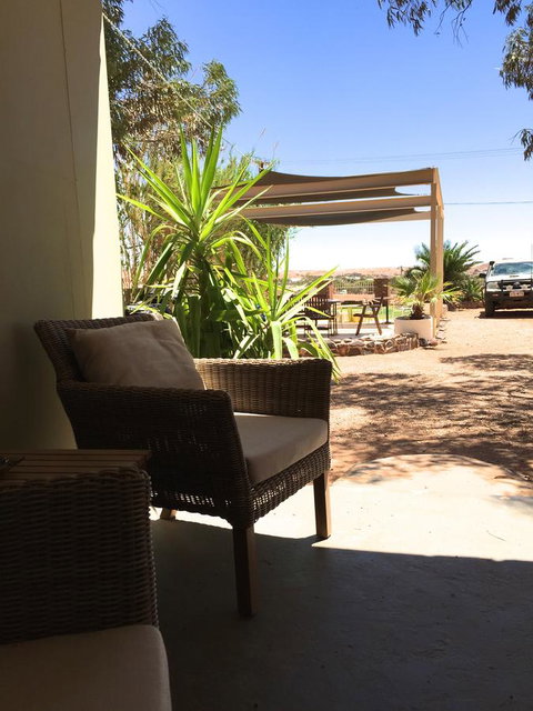 The Lookout Cave Underground Motel - Yamba Accommodation 25