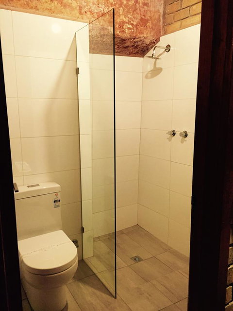 The Lookout Cave Underground Motel - Yamba Accommodation 44