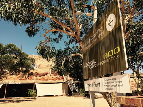 The Lookout Cave Underground Motel - Yamba Accommodation 15