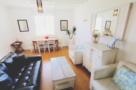 Caledonian Inn - Yamba Accommodation 17