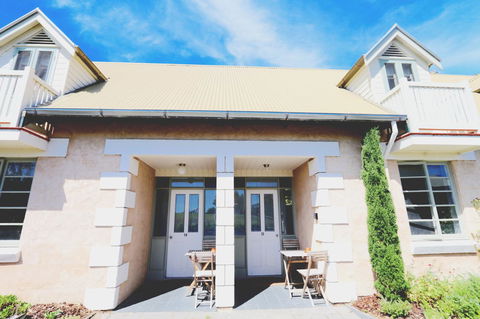 Caledonian Inn - Yamba Accommodation 10