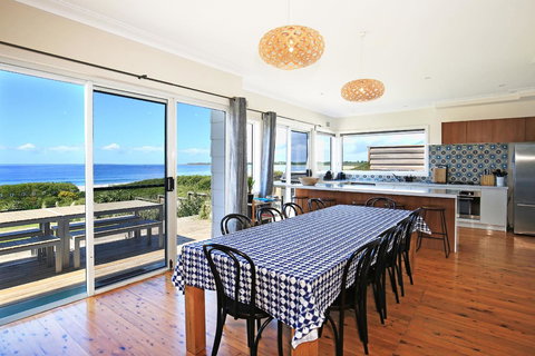 Culburra Beachhouse - Yamba Accommodation 6
