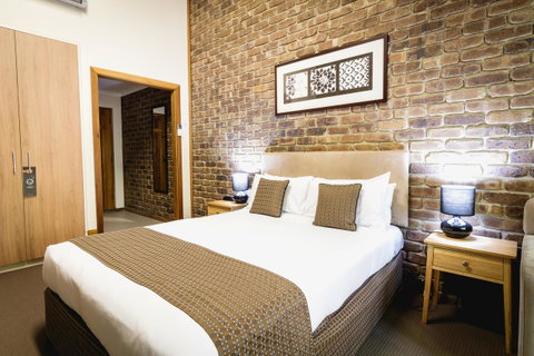 The Lodge By Manna - Yamba Accommodation 2