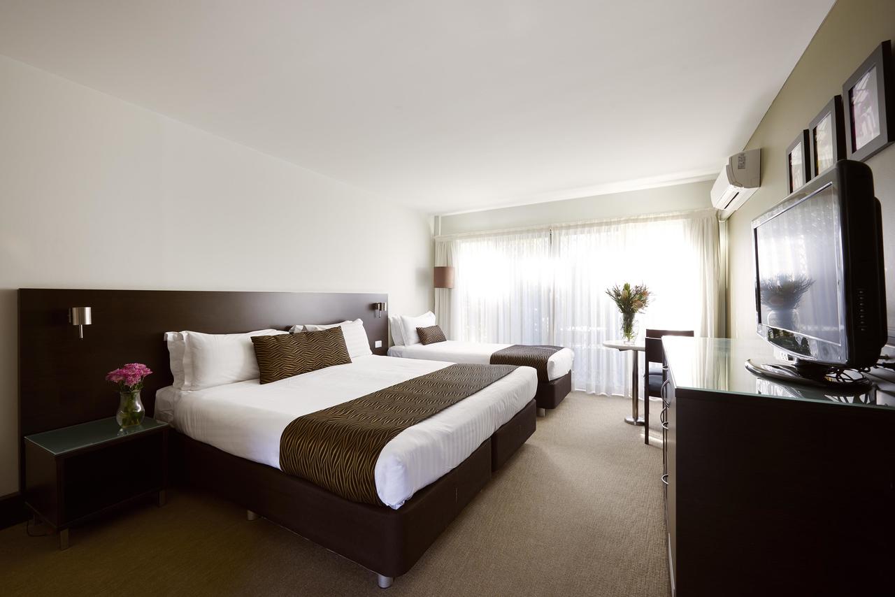 Parkes NSW Yamba Accommodation
