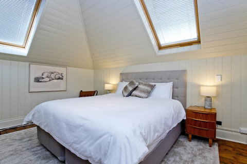 Druids Hall - Yamba Accommodation 5