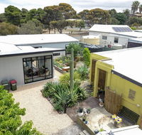 chargeo.stay cottage - Yamba Accommodation