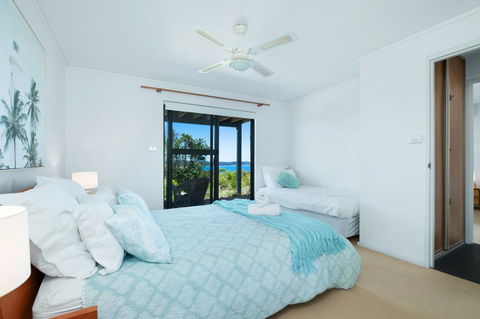 One Mile Retreat - Yamba Accommodation 7