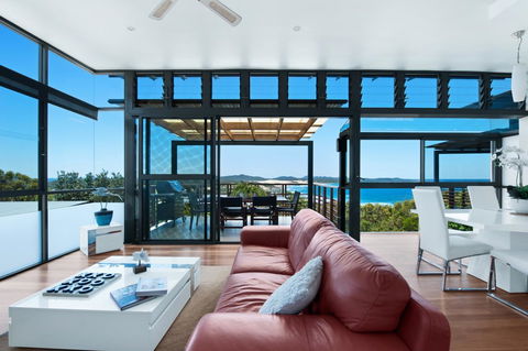One Mile Retreat - Yamba Accommodation 0