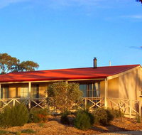 Windmill Cottage - Yamba Accommodation