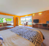 Country Roads Motor Inn Naracoorte - Yamba Accommodation
