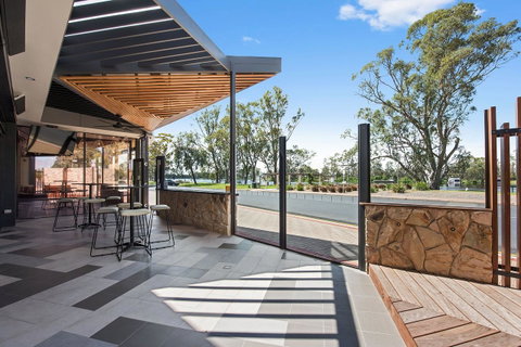 Berri Hotel - Yamba Accommodation 11