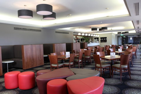 Berri Hotel - Yamba Accommodation 16