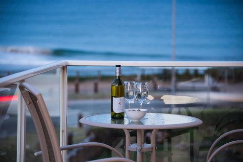Stylish 3 Bedroom Beachview Apartment - Yamba Accommodation 3