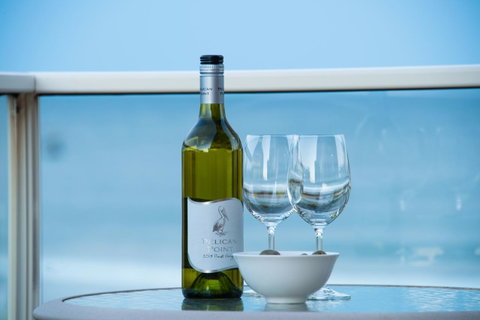Stylish 3 Bedroom Beachview Apartment - Yamba Accommodation 4