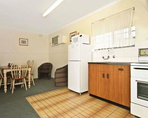 Comfort Inn Victor Harbor - Yamba Accommodation 18