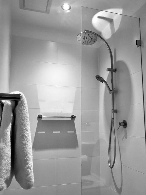 Mid City Apartment - Yamba Accommodation 8