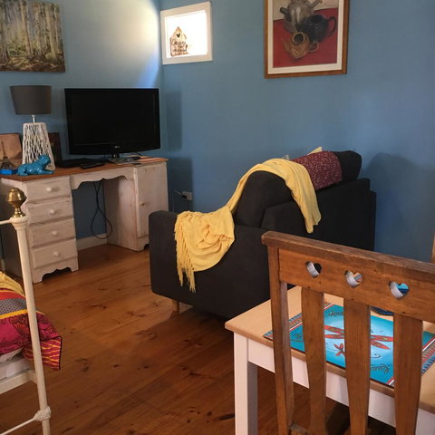 KI Dragonfly Guesthouse - Yamba Accommodation 13