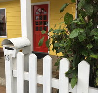 KI Dragonfly Guesthouse - Yamba Accommodation