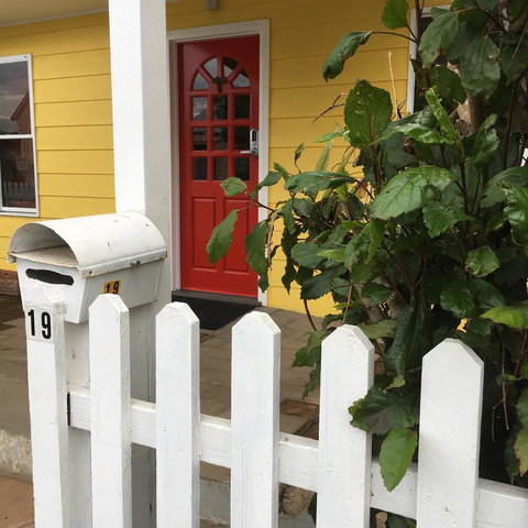 KI Dragonfly Guesthouse - Yamba Accommodation 0