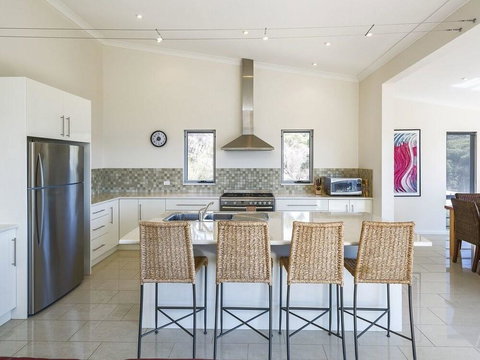 Saar River House - Yamba Accommodation 11