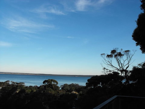 Saar River House - Yamba Accommodation 20