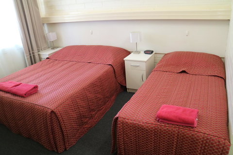 Renmark Motor Inn - Yamba Accommodation 16