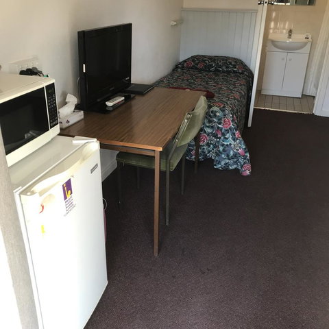 Travelway Motel - Yamba Accommodation 4