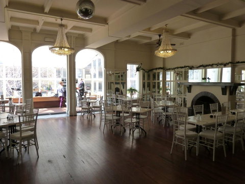 Ambassadors Hotel - Yamba Accommodation 16