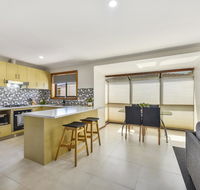 City Four Apartment - Yamba Accommodation