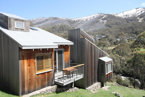 CHILL-OUT - Thredbo - Yamba Accommodation 2