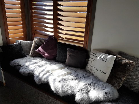 CHILL-OUT - Thredbo - Yamba Accommodation 24