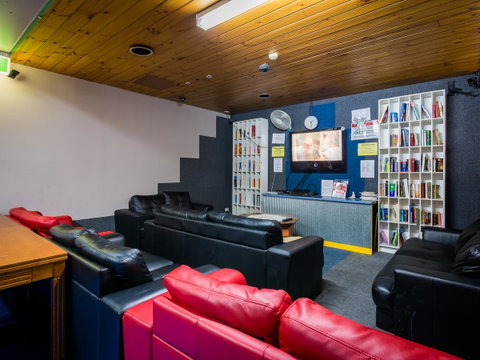 Blue Galah International Backpackers Hostel - Yamba Accommodation 5