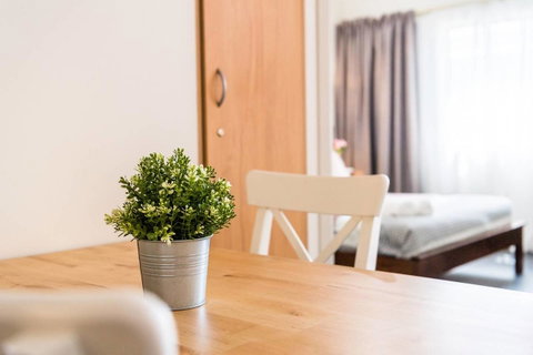 Executive 3 Bedroom Apartment + Internet + Parking - Yamba Accommodation 30