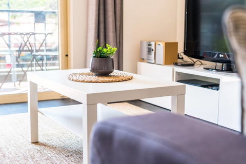 Executive 3 Bedroom Apartment + Internet + Parking - Yamba Accommodation 26