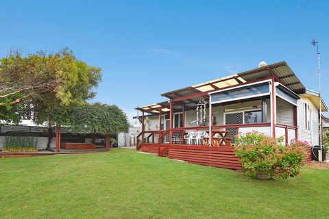 Milly\'s Middleton - Pet-friendly - Yamba Accommodation 4