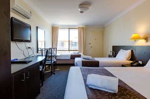 Abcot Inn - Yamba Accommodation 7