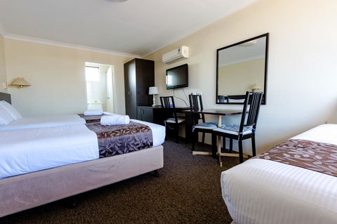 Abcot Inn - Yamba Accommodation 2