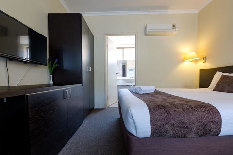 Abcot Inn - Yamba Accommodation 9