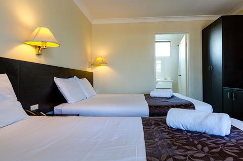 Abcot Inn - Yamba Accommodation 11
