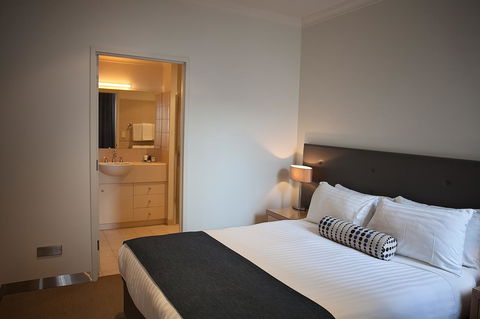 Mawson Lakes Hotel - Yamba Accommodation 3