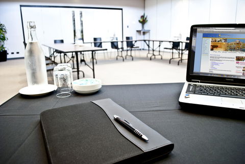 Mawson Lakes Hotel - Yamba Accommodation 6