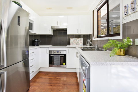 Wildwood I Pet Friendly I 5 Mins To Beach - Yamba Accommodation 6