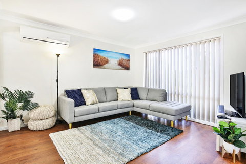 Wildwood I Pet Friendly I 5 Mins To Beach - Yamba Accommodation 3