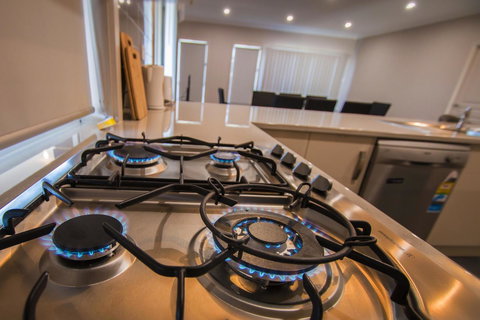 Serene Shores - Yamba Accommodation 4