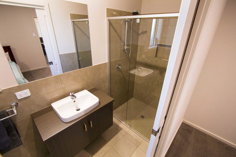 Serene Shores - Yamba Accommodation 11