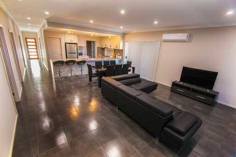 Serene Shores - Yamba Accommodation 2